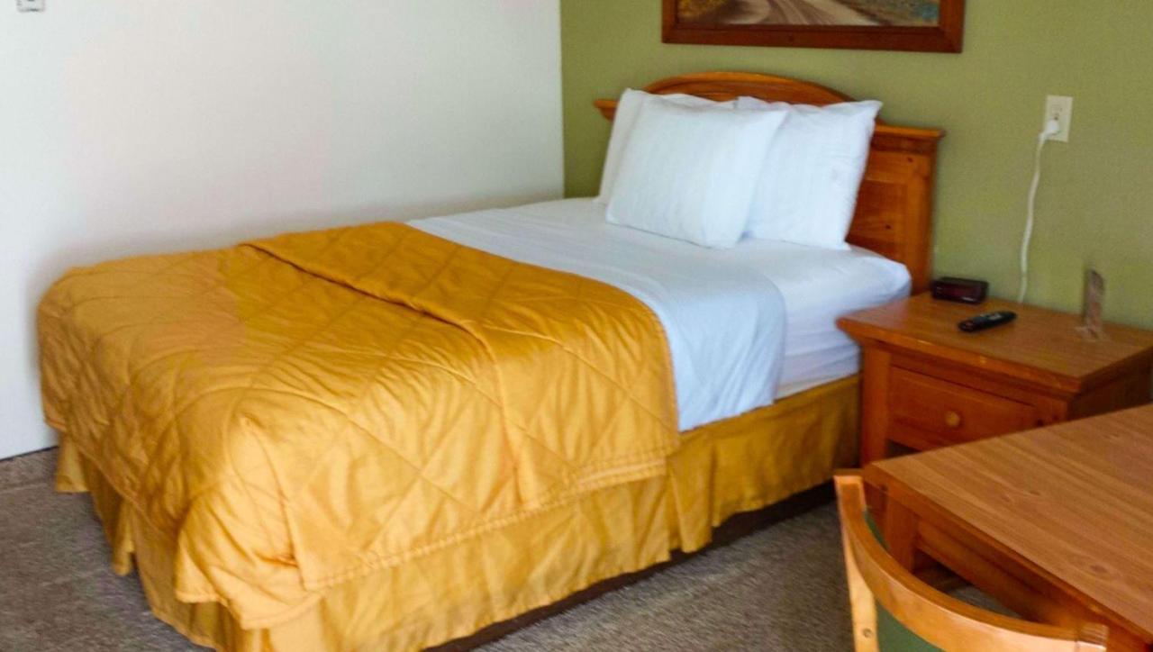 Western Motel Hardin Екстер'єр фото